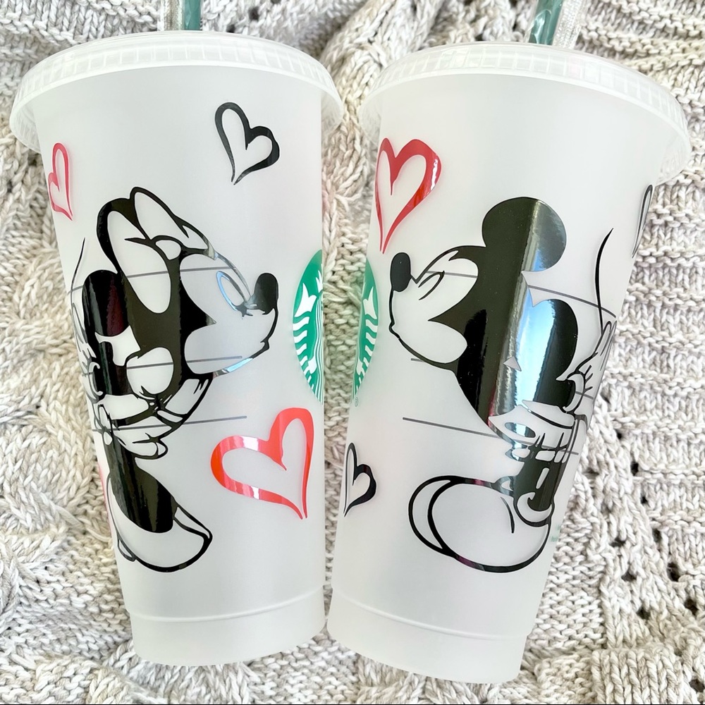 Starbucks cold cup Disney Mickey Minnie love cute reusable